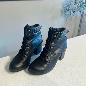 MIA Black Lace-Up Faux-Fur Trim Chunky Heel Ankle Boots